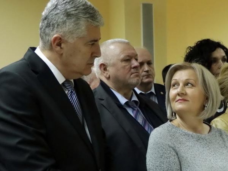 Ko je Borjana Krišto koja će na megdan Željku Komšiću? | Crna hronika BiH