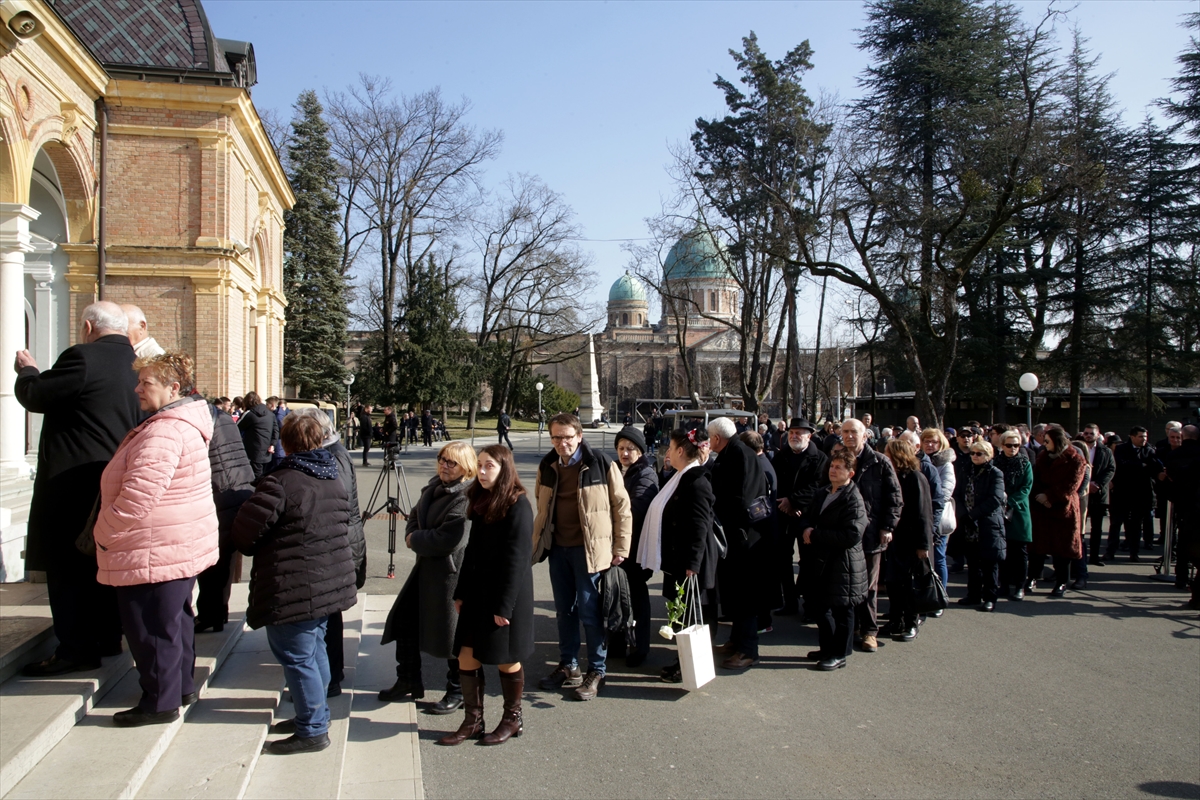 FOTO Sahranjen iro Bla evi . Ispratile ga stotine ljudi Crna